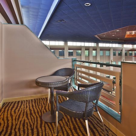 Holiday Inn - Manitowoc Ngoại thất bức ảnh